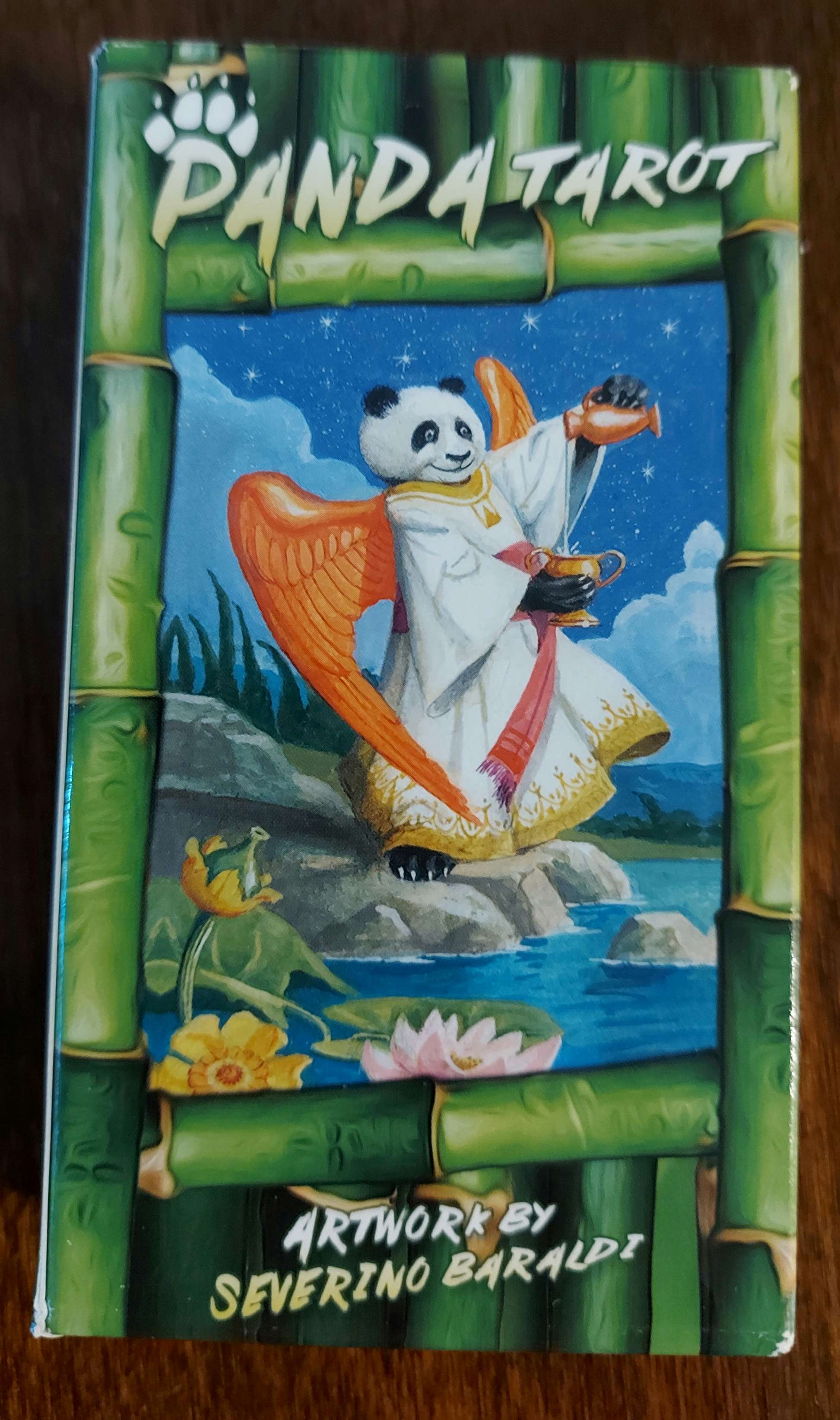 012 Panda tarot takakansi