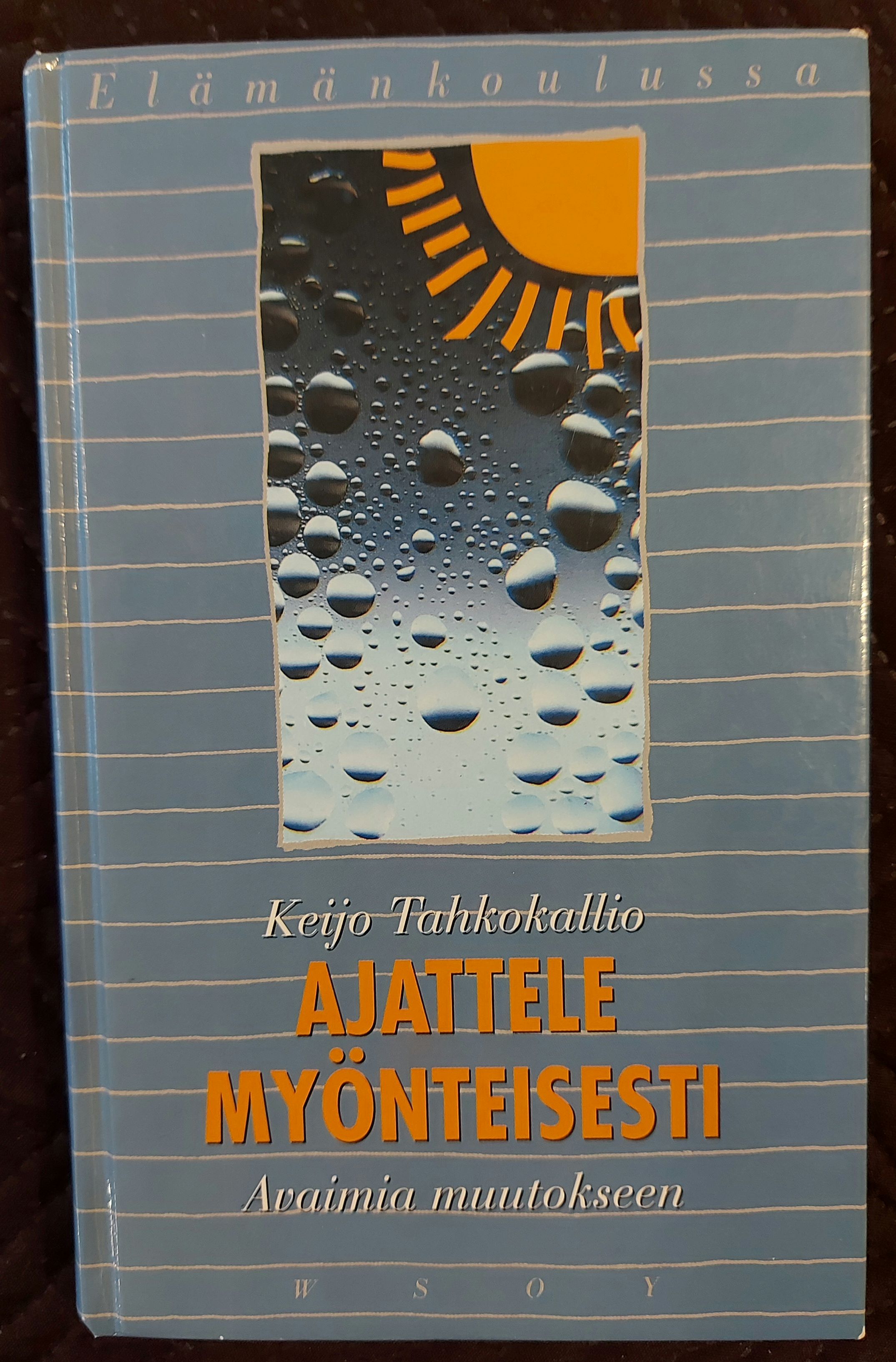 Ajattele myönteisesti etukansi