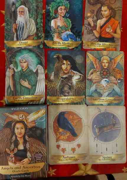 Angels and Ancestors kortteja pienin koko
